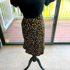 Anne Klein animal print skirt.